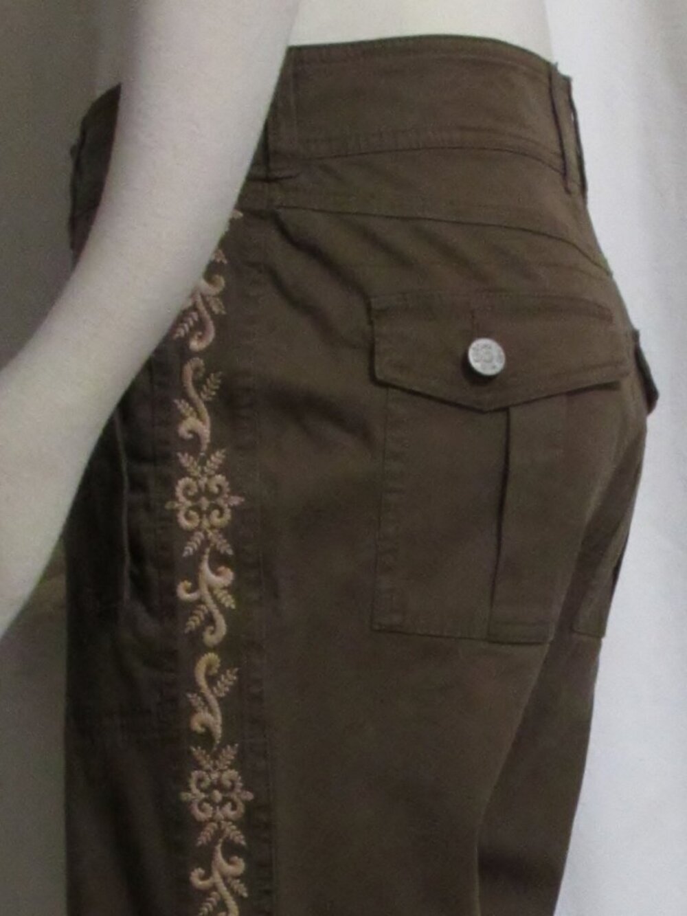 NEW Women's Ladies SUNDANCE Brown Stretch Embroidered Fatique Style Pants 6 $148 - Picture 5 of 12